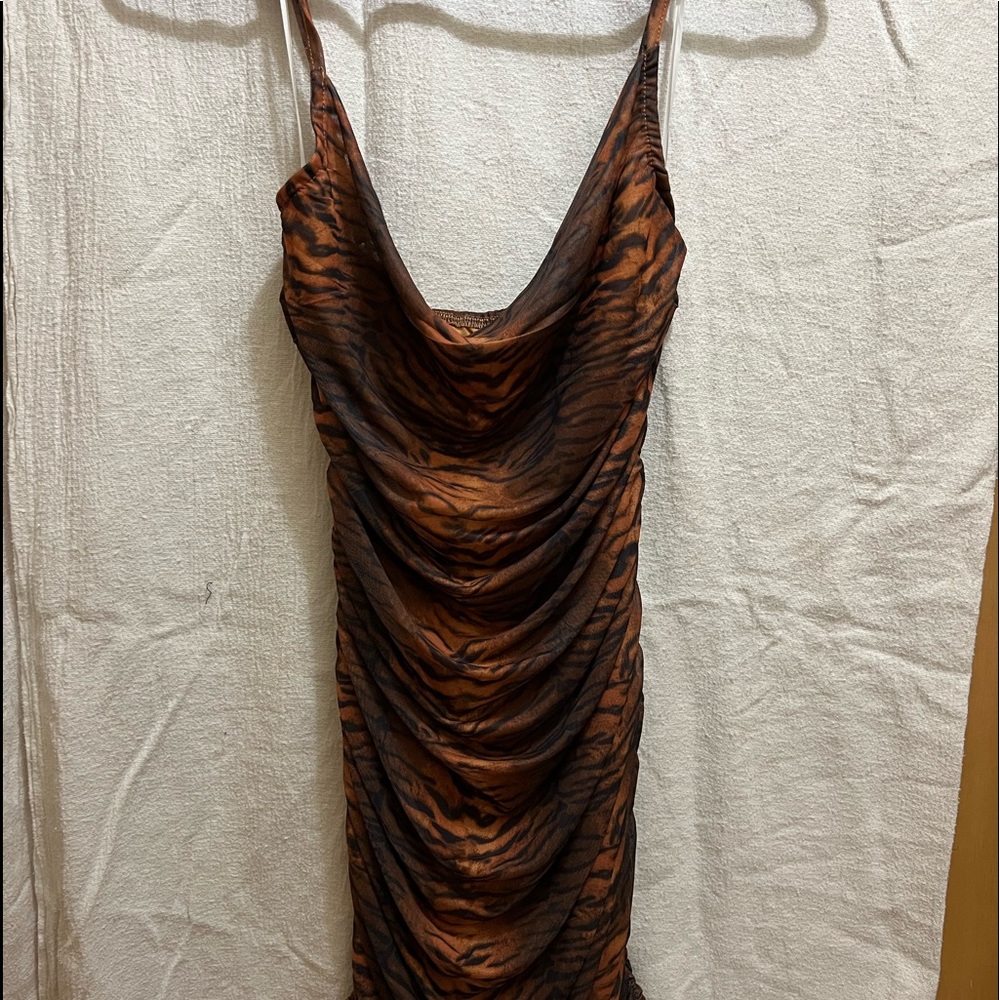 Princess Polly bodycon dress, size 6, NWOT